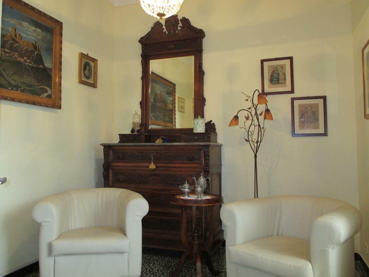 Villa Casa Della Piazza Radicofani Exterior foto